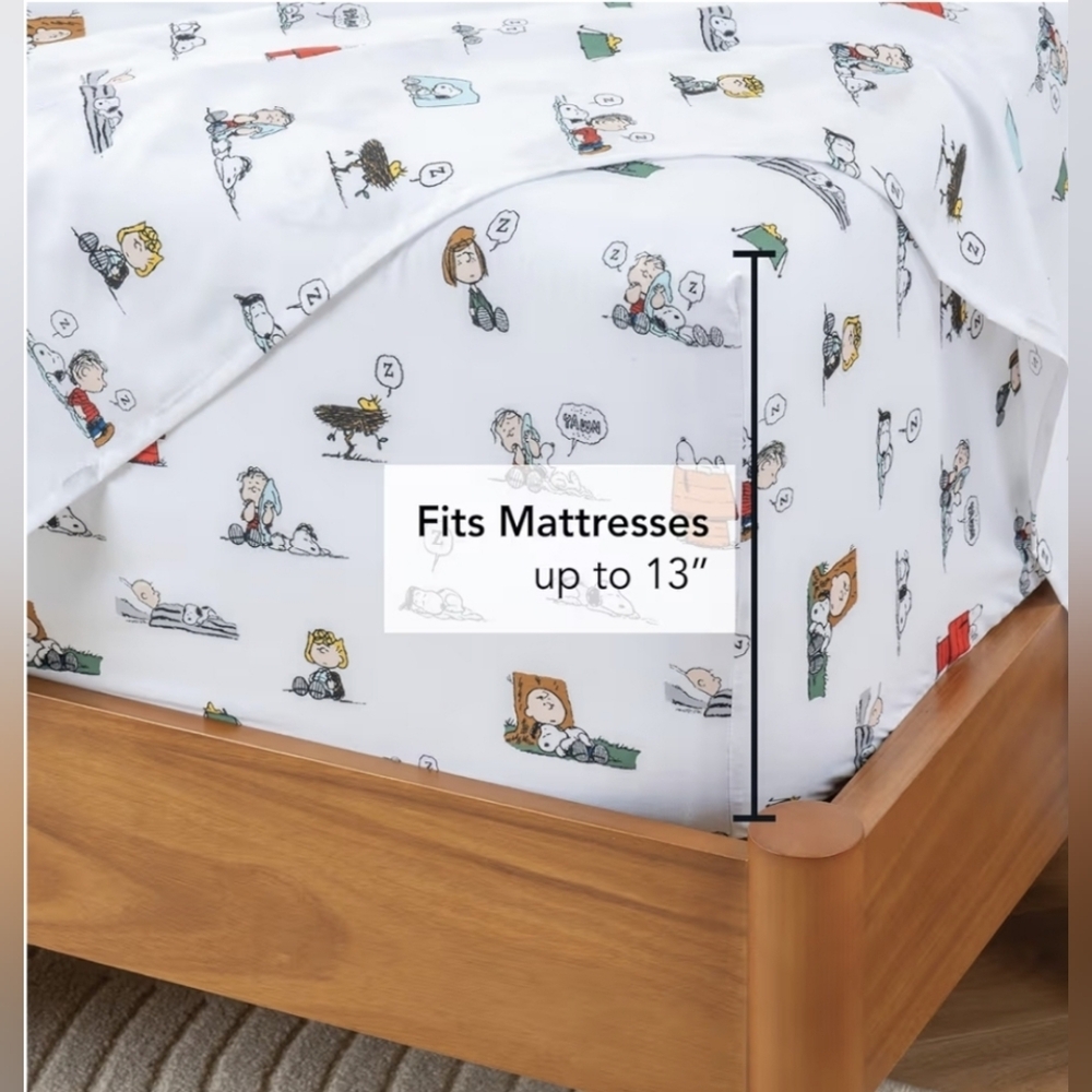 Peanuts Queen Sheet Set Berkshire Snoopy Sleeping Charlie Woodstock New Gift - Picture 4 of 6